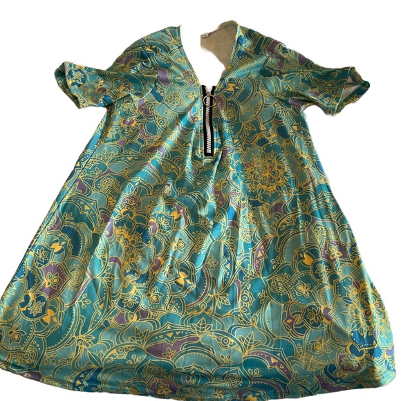 NWOT Unbranded pattern shirt - Picture 1 of 4